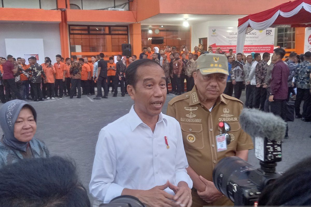 Presiden Jokowi: kondisi cuaca pengaruhi harga cabai