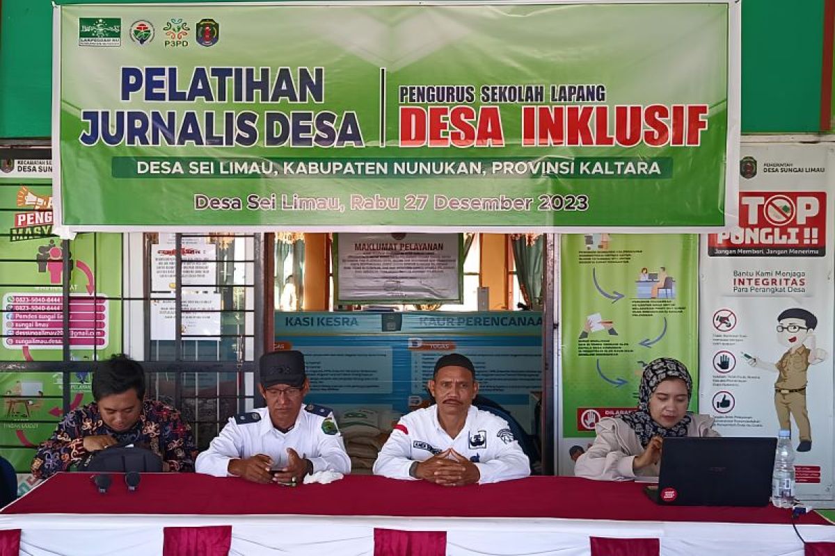 Anak muda di Desa Limau Nunukan diberi pelatihan jurnalistik