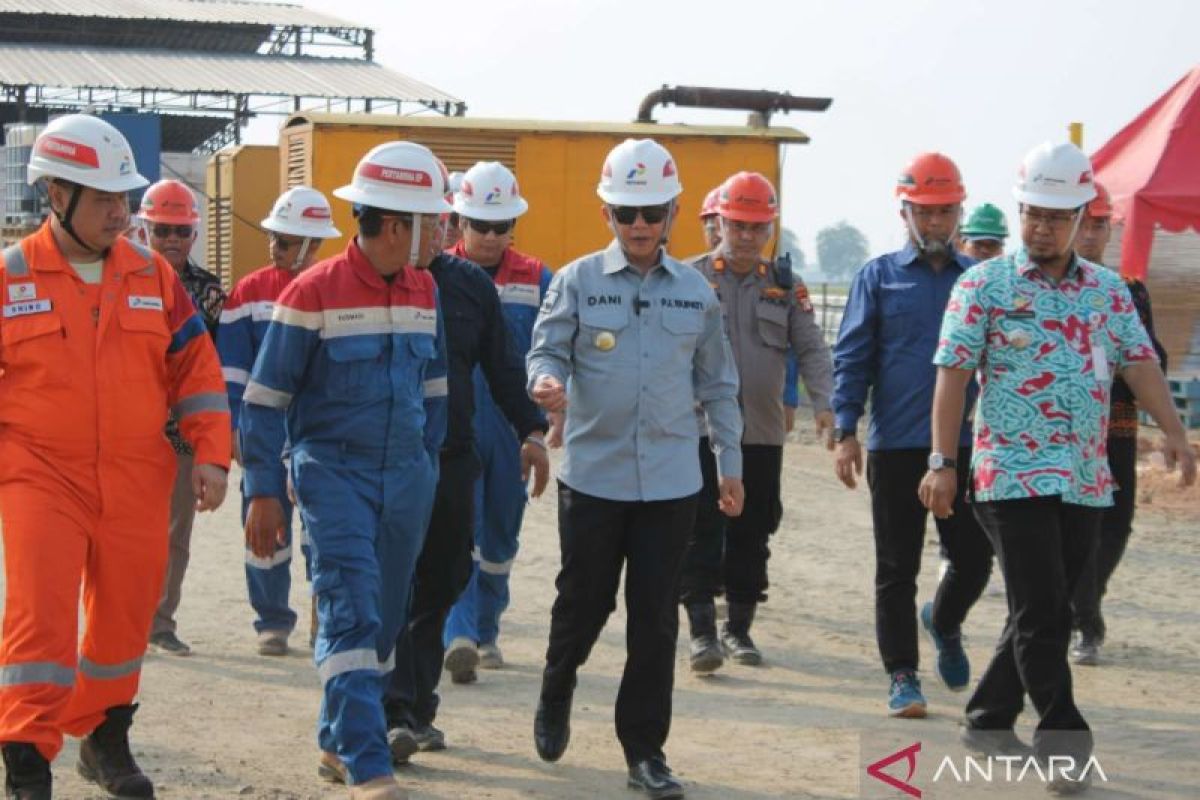 Pemkab Bekasi minta Pertamina sejahterakan warga sumur EPN-001