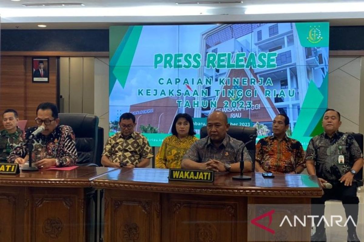 Kejati Riau masih buru 30 buronan