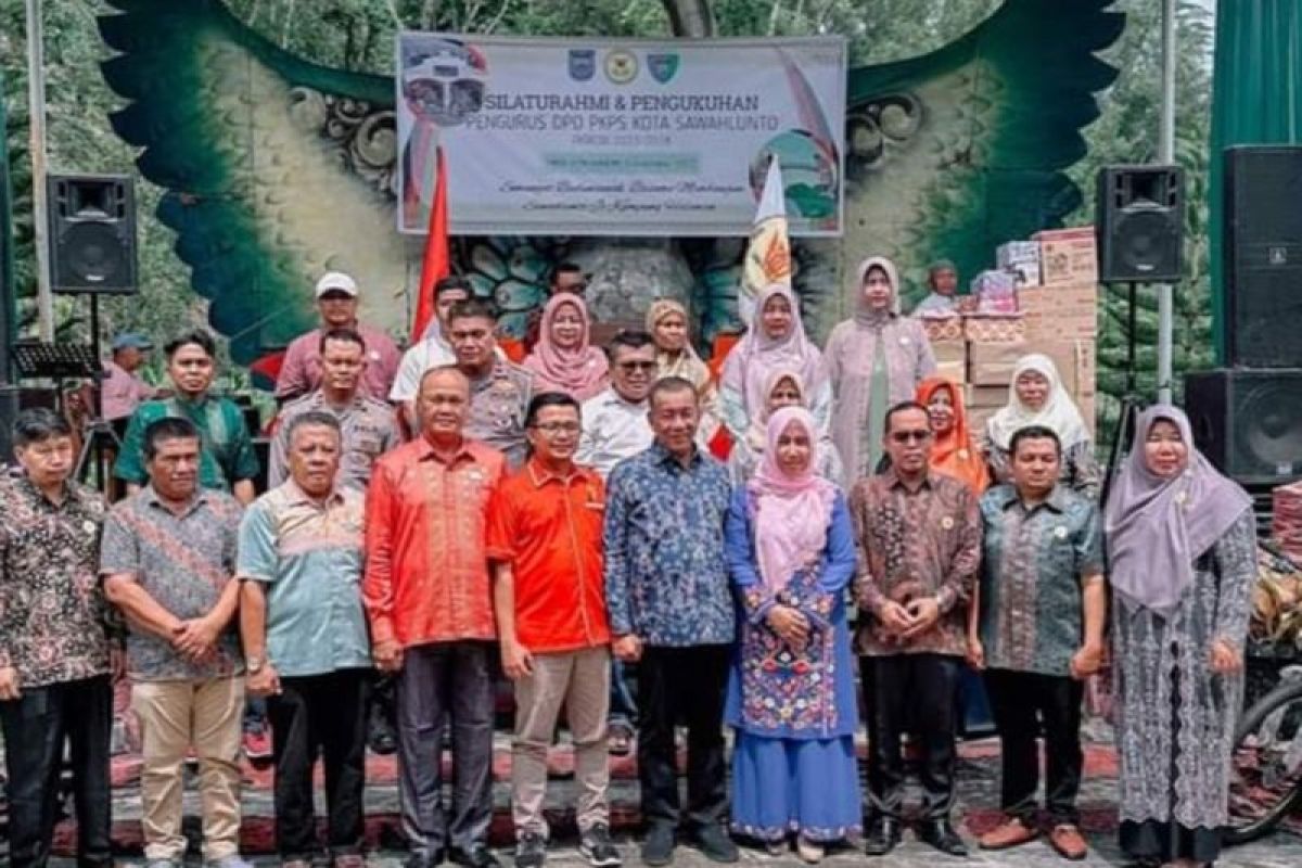 Bupati Rusma Yul Anwar hadiri Pengukuhan PKPS Kota Sawahlunto
