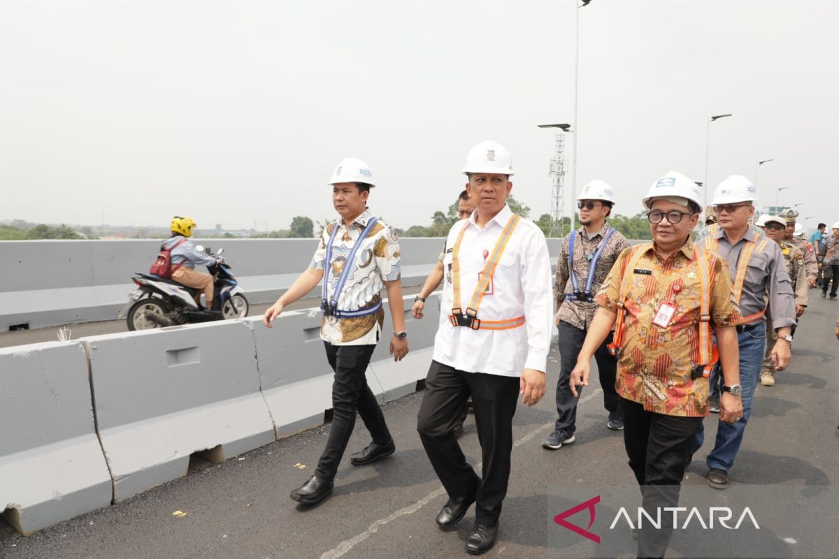 Pemkab Tangerang uji coba kelayakan flyover Cisauk