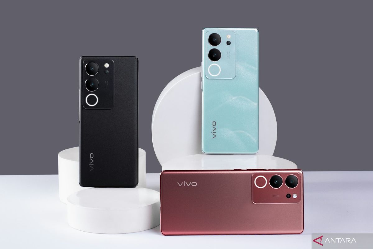 Vivo V30 akan dibekali tiga kamera 50 megapiksel