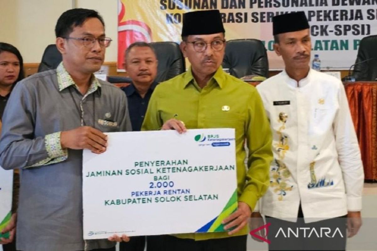 Solok Selatan daftarkan 2.000 pekerja rentan jaminan sosial BPJAMSOSTEK