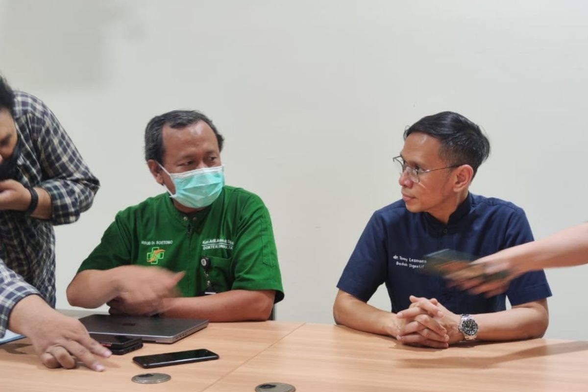 Relawan Prabowo-Gibran di Sampang Jawa Timur Jalani pemulihan pasca-penembakan