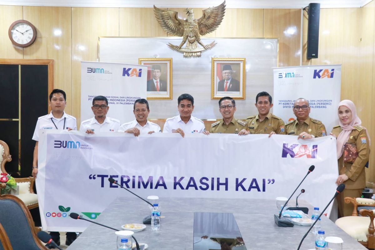 KAI Palembang salurkan Rp1 miliar bantuan  CSR sepanjang Tahun 2023