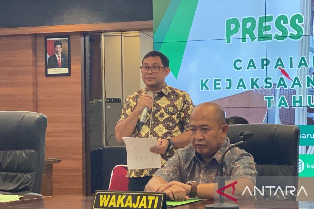 Kejati Riau hentikan penyidikan dugaan korupsi pembangunan saluran kabel PLN Sumbagteng