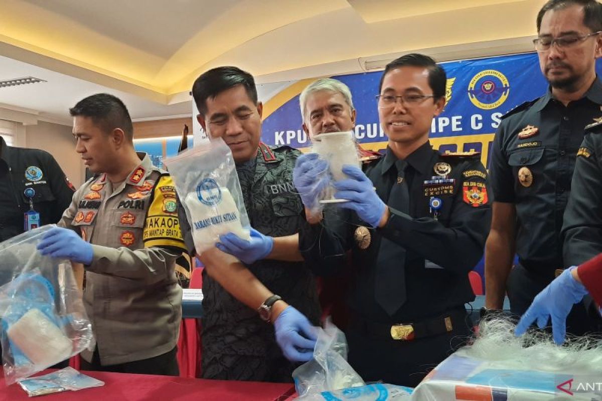Bea Cukai Soetta gagalkan penyelundupan 445 ribu gram narkotika ke Indonesia