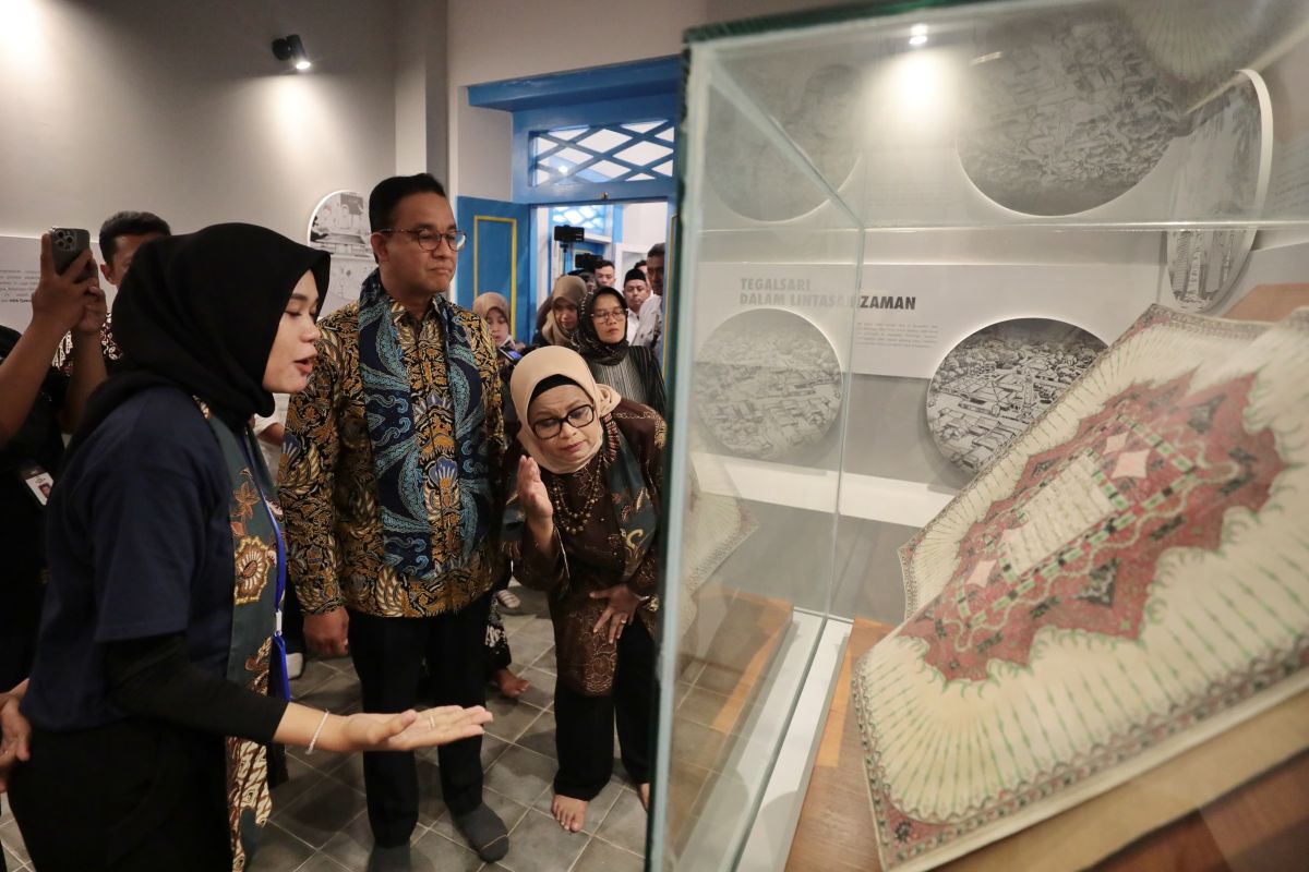 Museum Ndalem Guron wajib dikunjungi wisatawan, pinta Anies