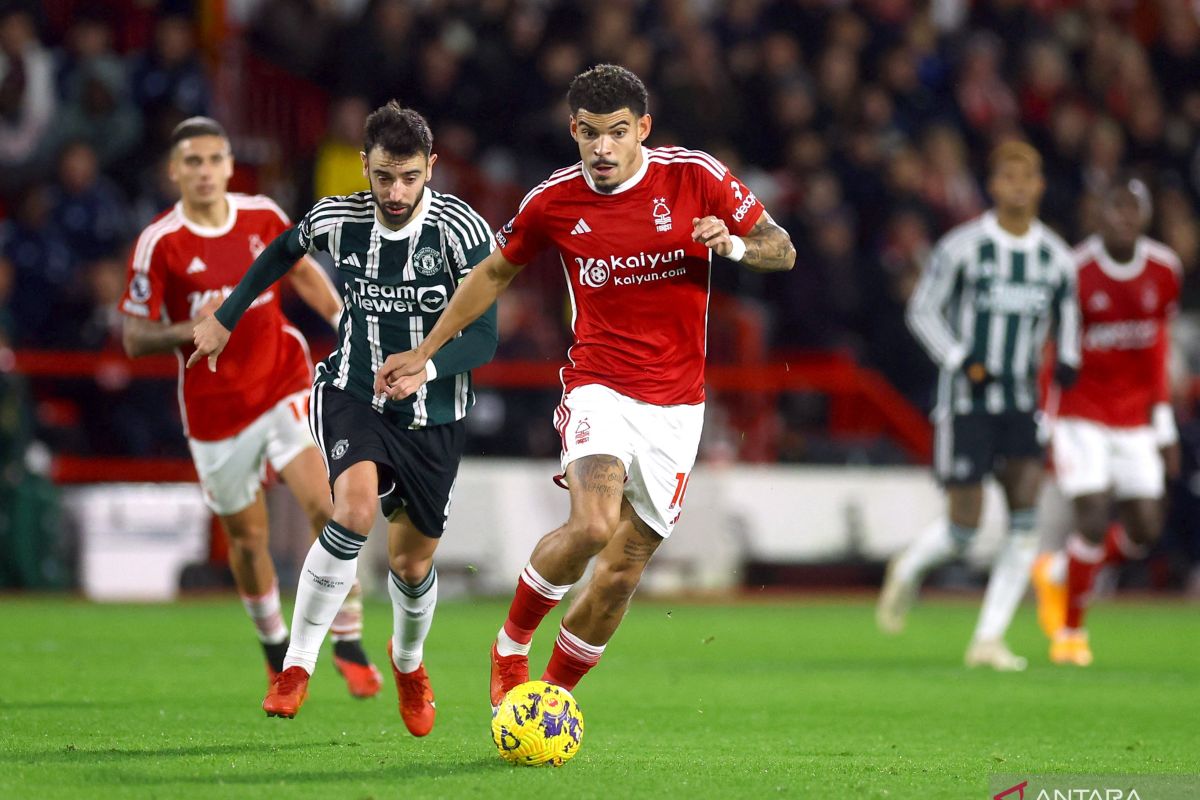 Gol larut Morgan Gibbs-White bawa Forest menang 2-1 atas Manchester United