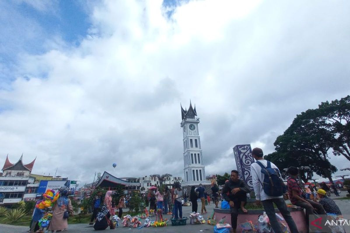 Wako Bukittinggi imbau warga tidak rayakan tahun baru