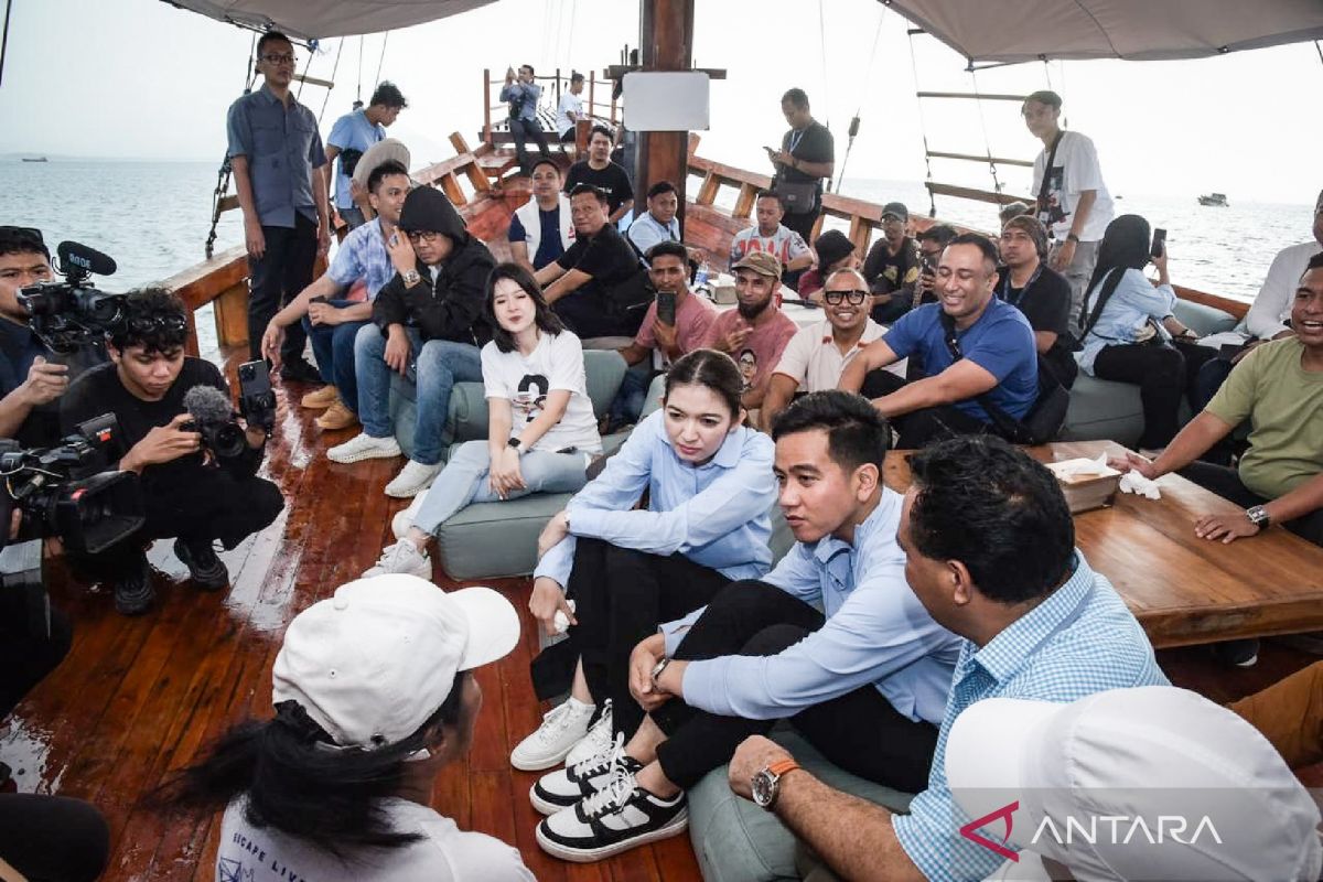 Gibran serap aspirasi para pelaku industri kreatif di Labuan Bajo