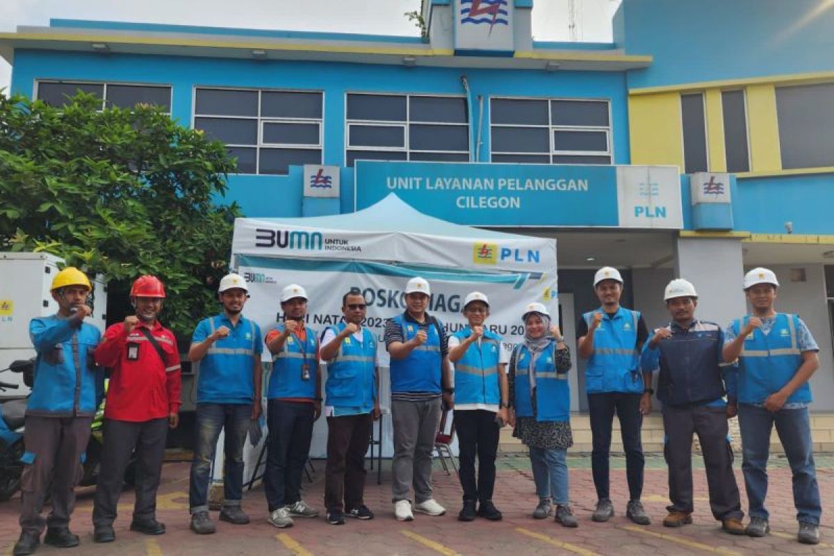 Direktur Distribusi PLN tinjau posko dan kesiapan SPKLU di Banten