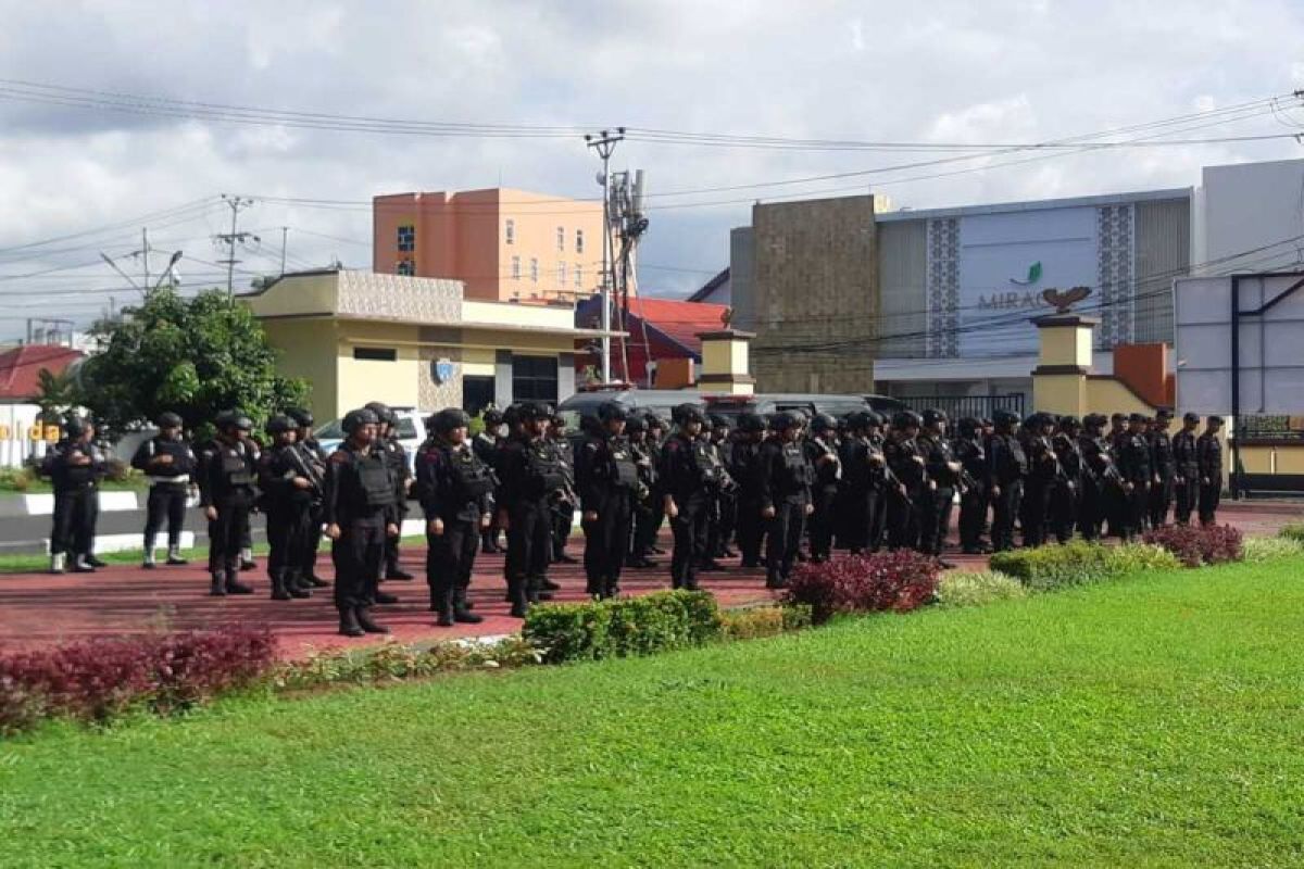 Polda Sulut kerahkan 800 personel pengamanan  tahun baru di Manado