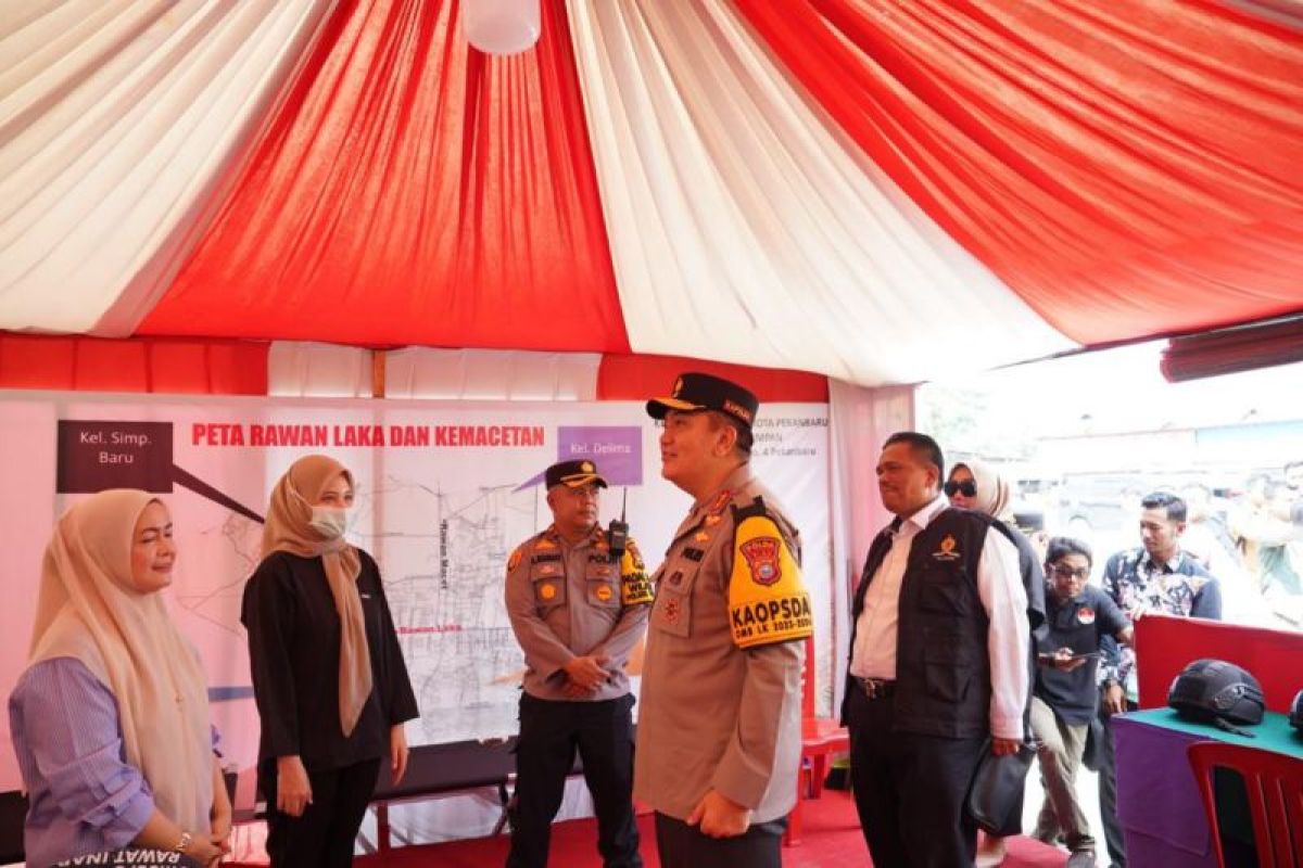 Kapolda Riau dan DPD IKAL Lemhanas Riau tinjau pos pengamanan Nataru