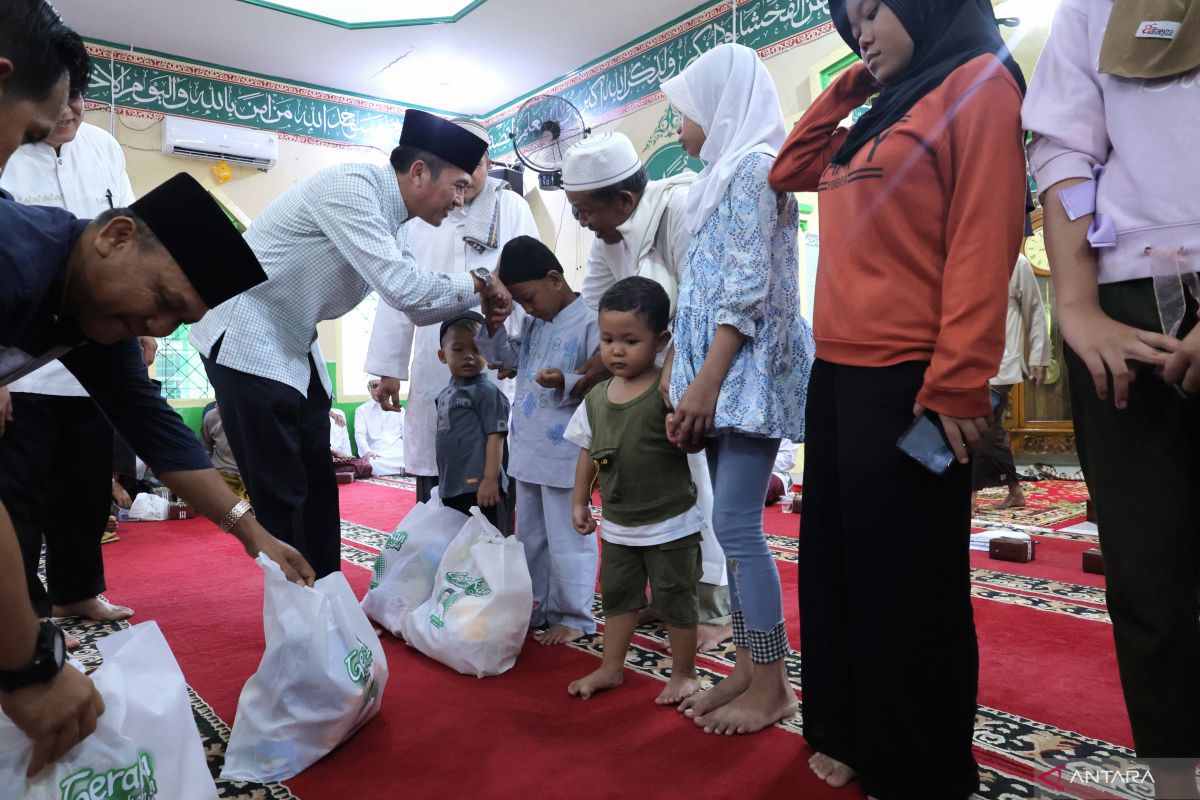 Pemkot Palembang minta para orang tua pantau aktivitas anak remaja di malam.pergantian tahun