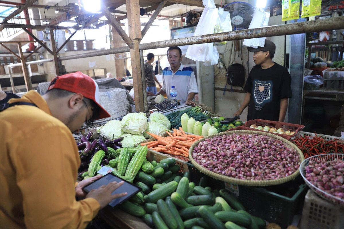 Harga telur hingga bawang di Tangerang alami kenaikan