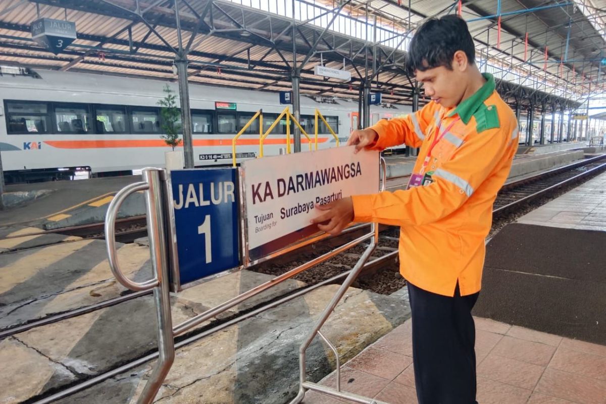 PT KAI Semarang: Tersedia 32 ribu tiket libur tahun baru di Semarang