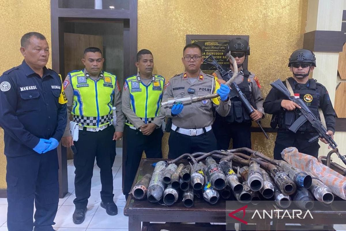 60 knalpot brong disita Polres Aceh Barat dari lokasi balapan liar selama 2023