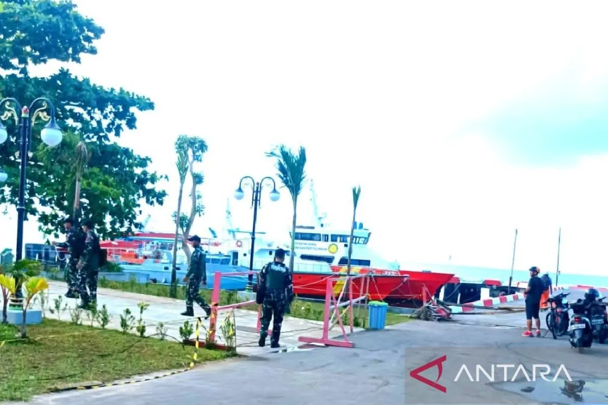 Berbagai objek wisata di Biak menjadi pilihan warga berlibur awal tahun
