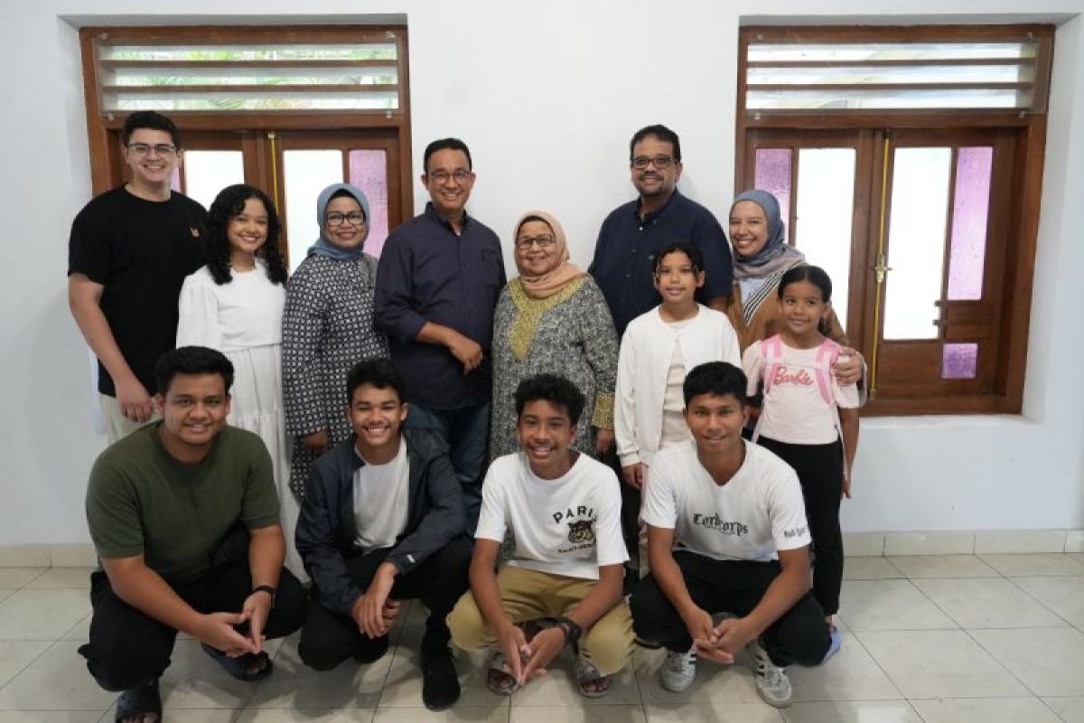 Anies tapak tilas di rumah AR Baswedan di Yogyakarta