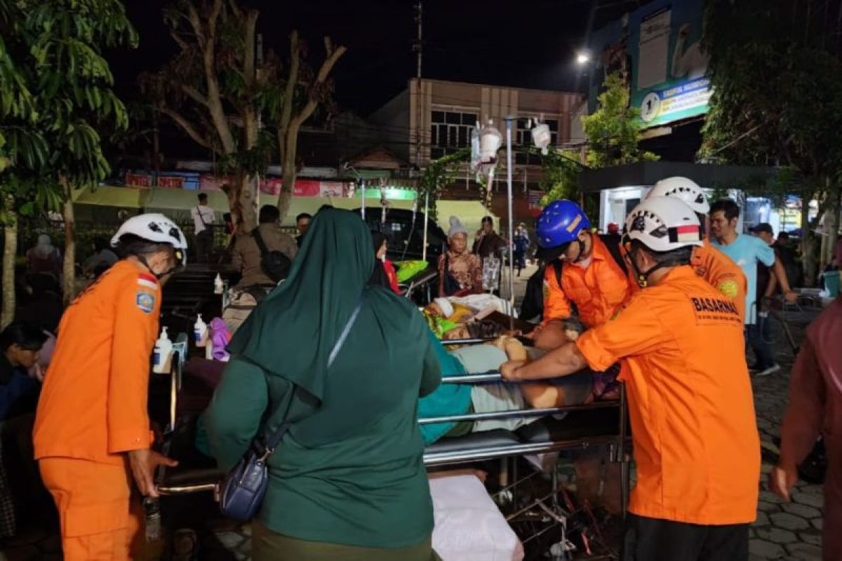Basarnas Bandung evakuasi pasien RSUD hindari bahaya gempa