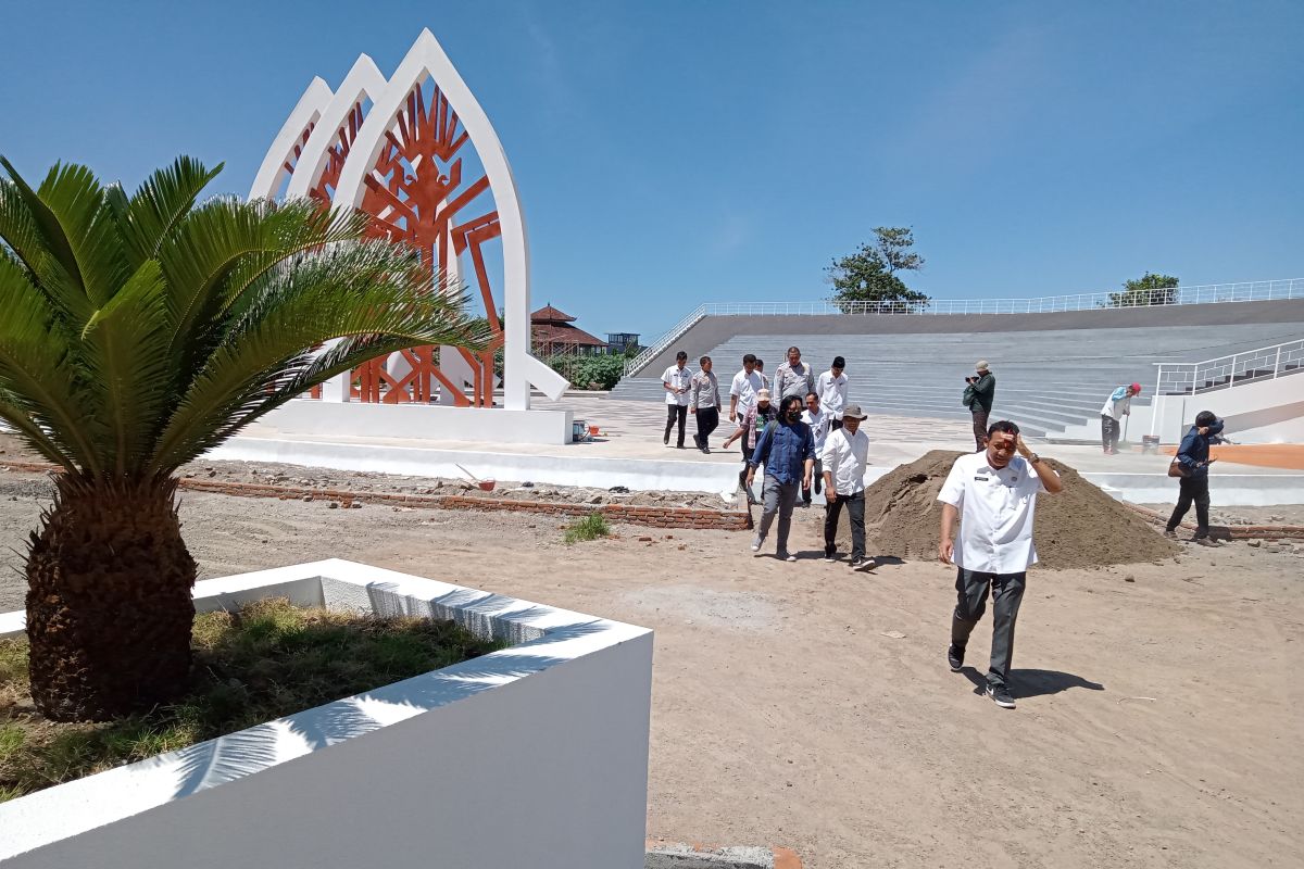 Teras Udayana ikon baru seni budaya Kota Mataram