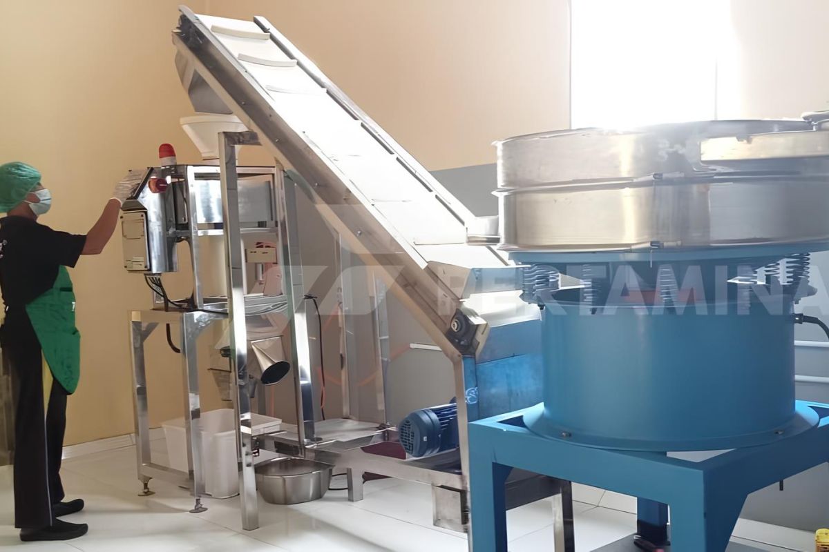 Program pembinaan UMKM Pertamina menghibahkan alat produksi gula semut