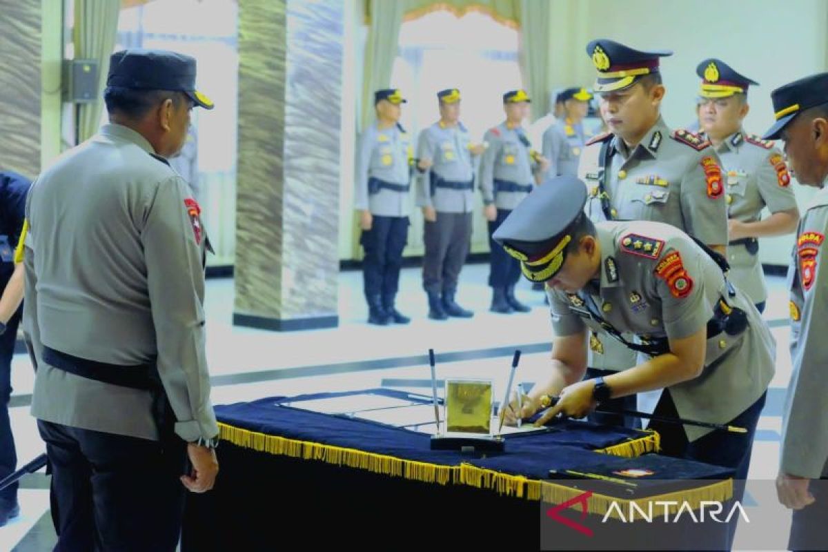 Kapolda pimpin serah terima jabatan dua Kapolres di Gorontalo