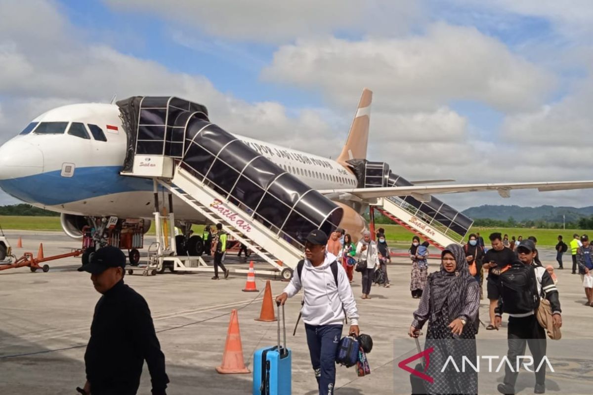 Pengelola bandara di Samarinda optimistis penumpang meningkat di 2024