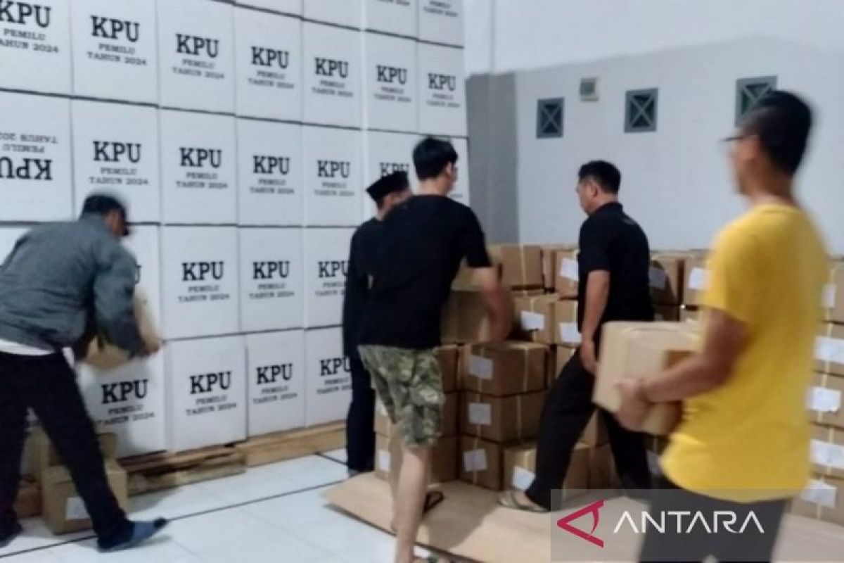 KPU Kota Bengkulu terima 219.509 surat suara untuk DPD RI