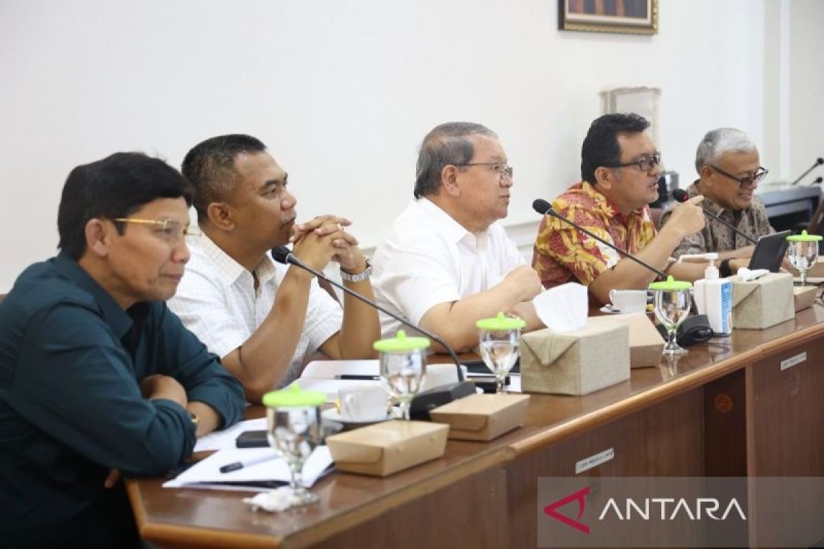 Pola kemitraan plasma PalmCo Regional 3 Riau direplikasi ke Kalimantan