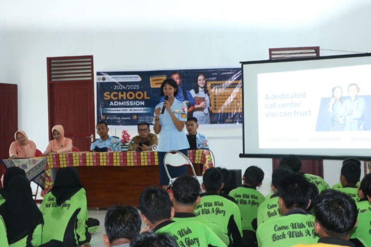 Lanud RSA Natuna sosialisasikan SMA Pradita Dirgantara ke SMP