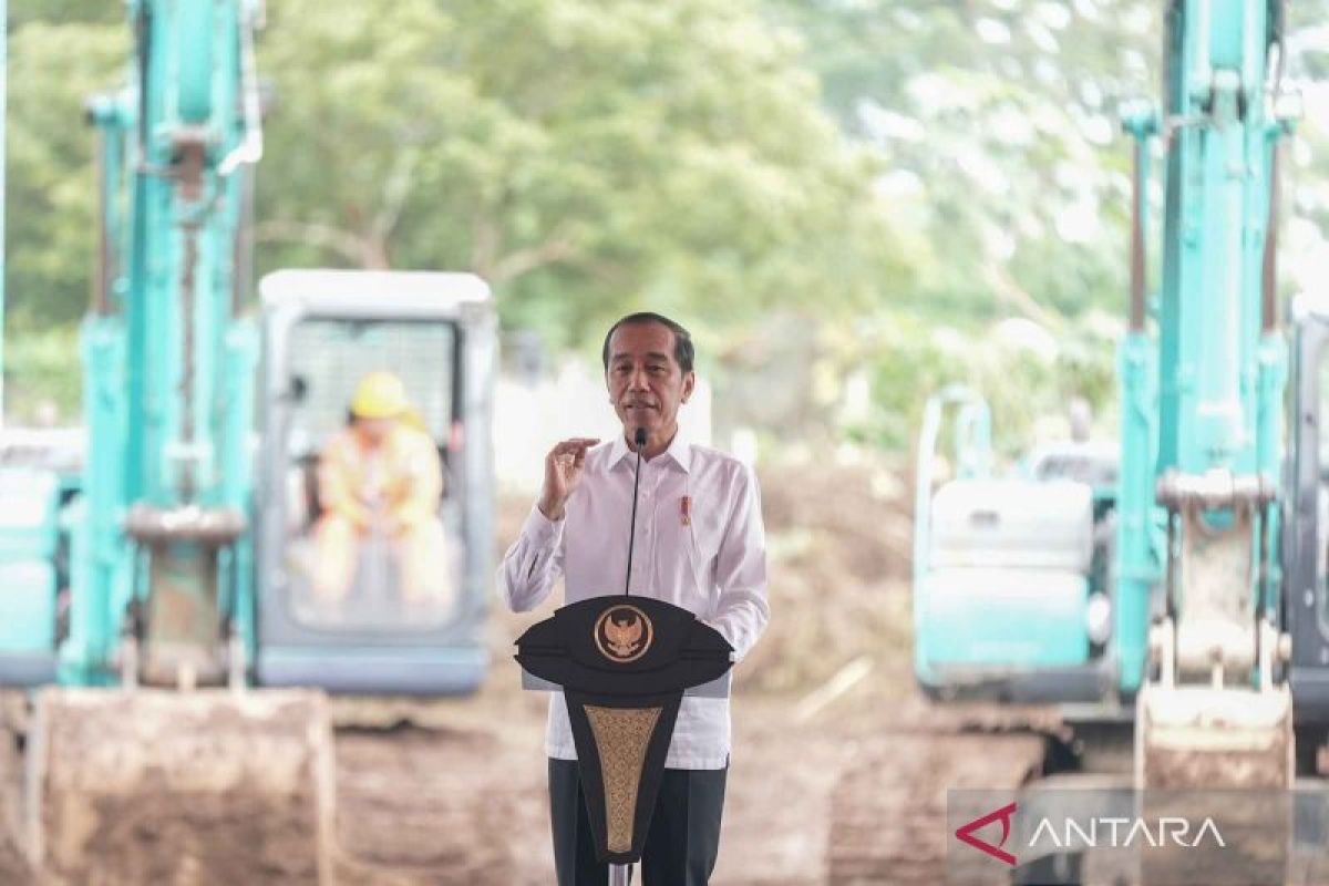 Presiden Jokowi tanda tangani berlakunya UU ITE hasil perubahan kedua