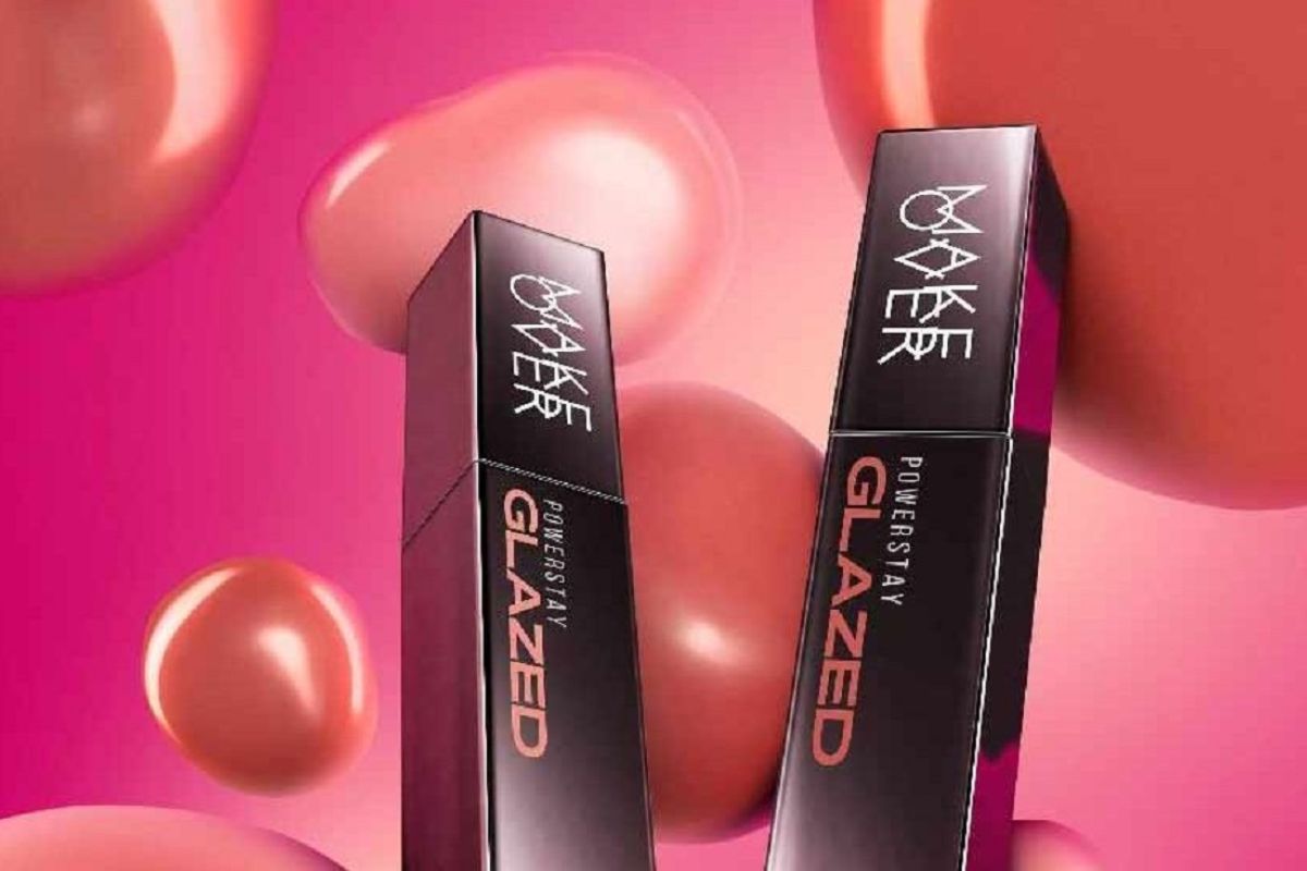 Make Over luncurkan pewarna bibir terbaru Powerstay Glazed Lock Lip Pigment
