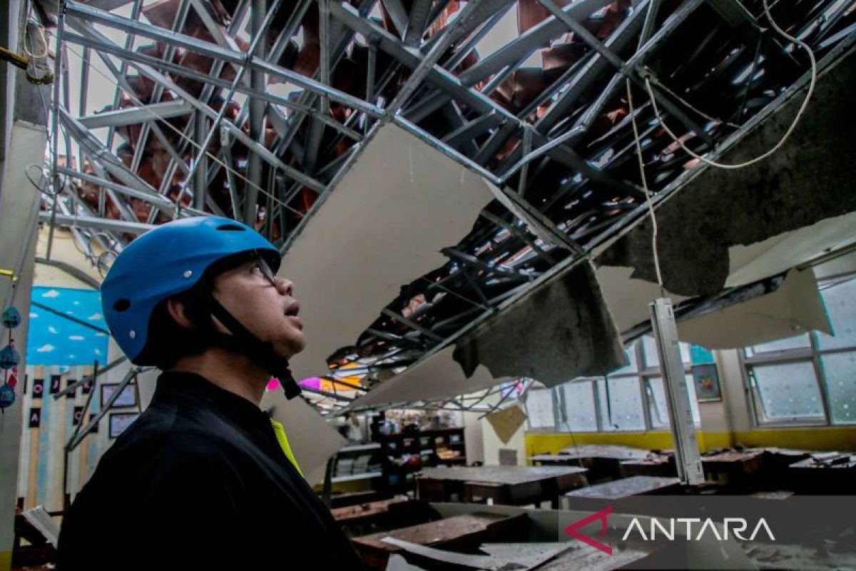 Bima Arya: Balai Kota Bogor siap tampung siswa yang sekolahnya ambruk