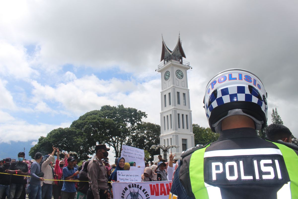 Polisi buru tersangka kasus penyelundupan ganja ke Lapas Bukittinggi