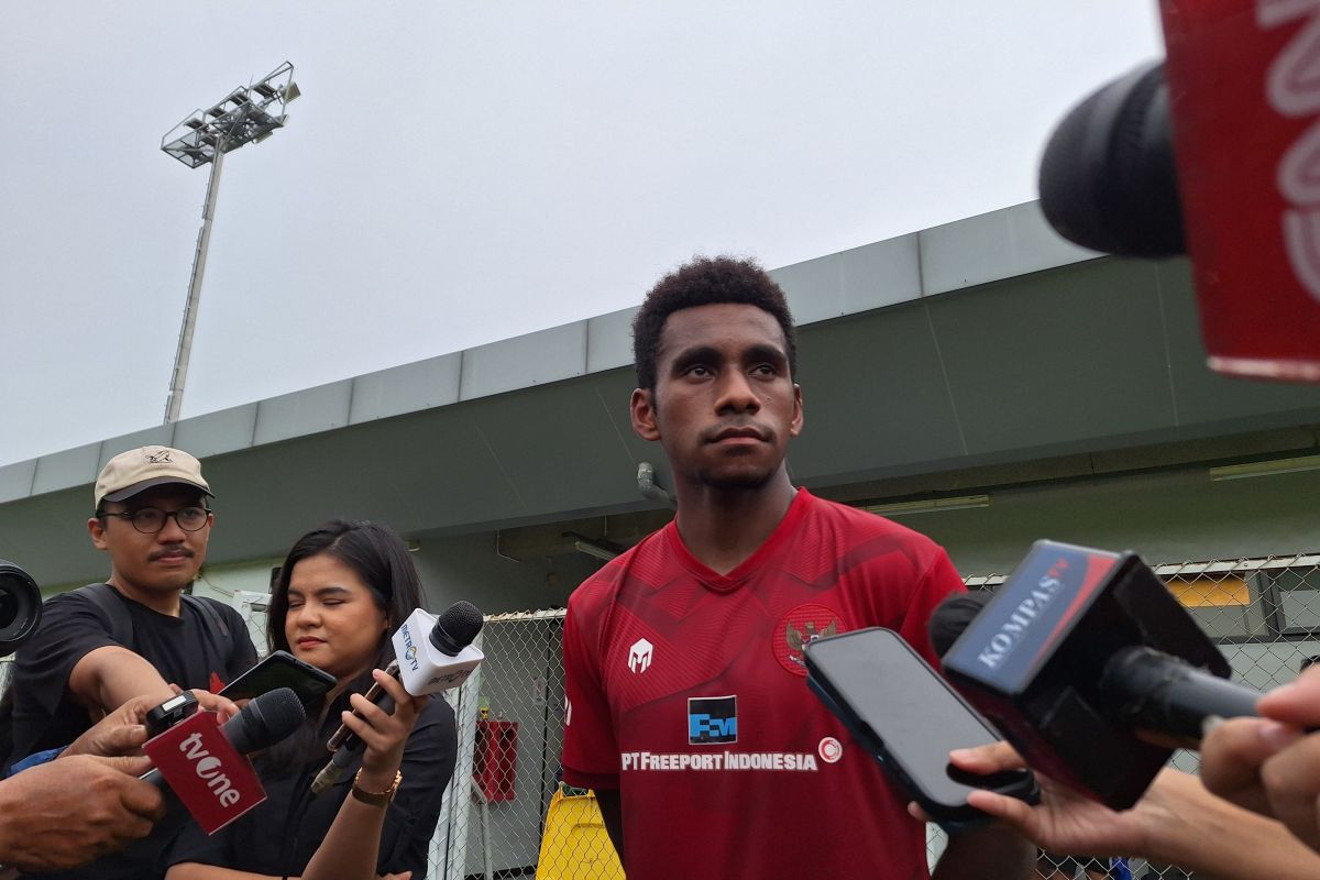 Iqbal Gwijangge sebut gaya permainan Indonesia U-17 dengan U-19 sama