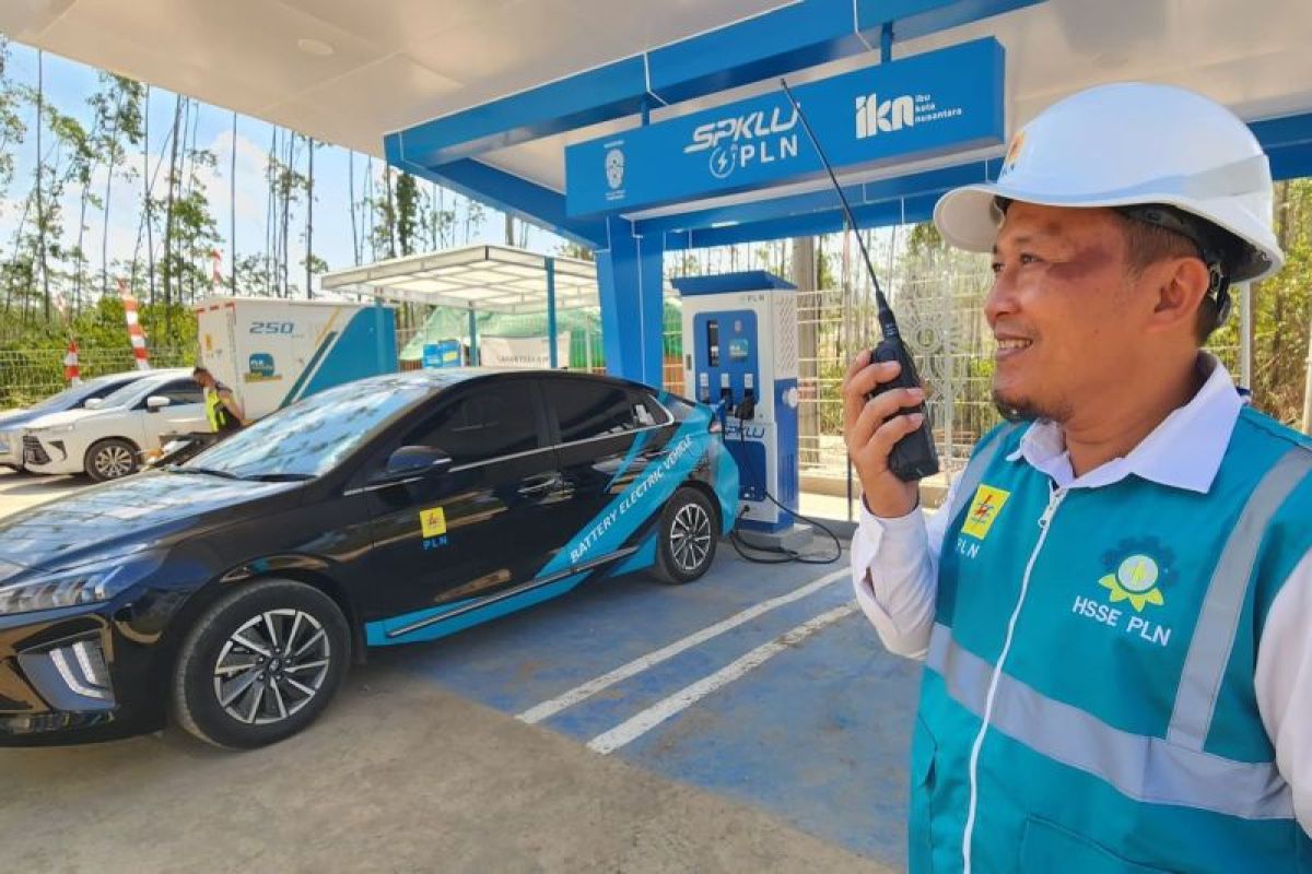 PLN builds 624 EV charging stations to support EV ecosystem