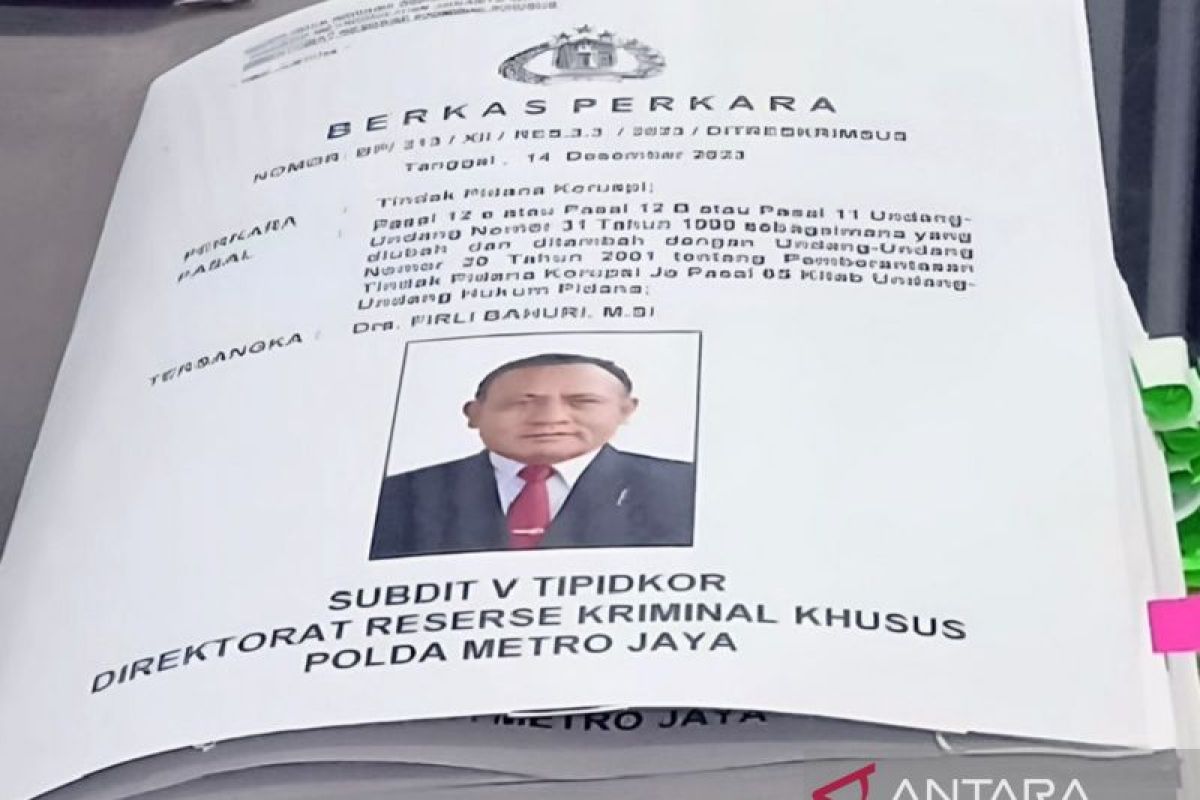 Kemarin, Firli praperadilan lagi hingga tersangka baru kasus KA Sumut