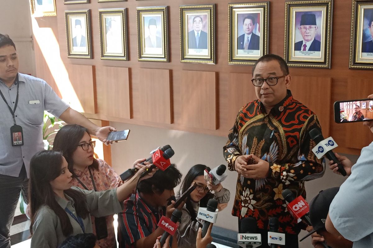 Ari Dwipayana sebut Jokowi mungkin tak hadiri  HUT PDIP pekan depan