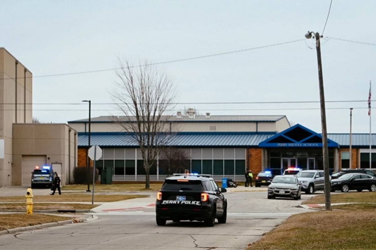Enam orang menjadi korban dalam insiden penembakan sekolah di Iowa, AS