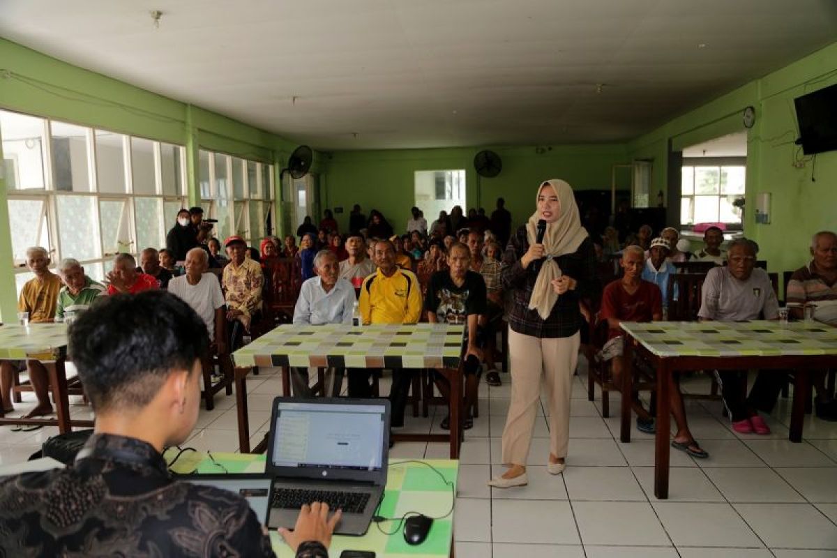 KPU Surabaya sosialisasi Pemilu 2024 bagi lansia