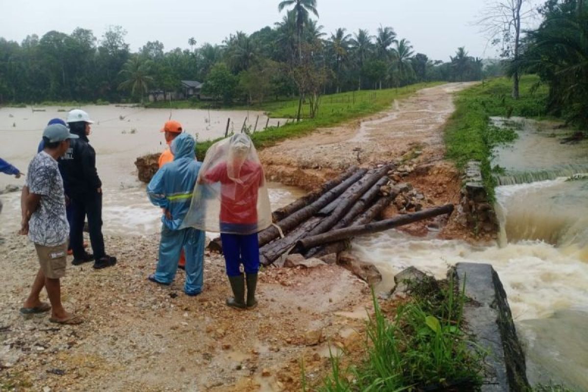 BPBD Natuna pantau lima lokasi rawan banjir