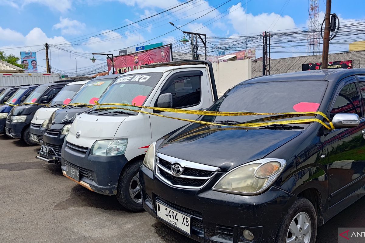 Polisi Tangerang ringkus pelaku penggelapan mobil rental