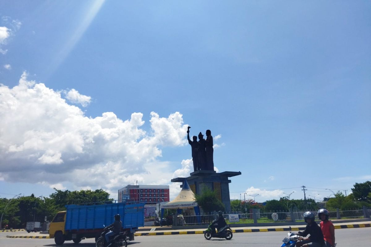 BMKG ingatkan masyarakat waspada suhu panas di Kota Kupang NTT