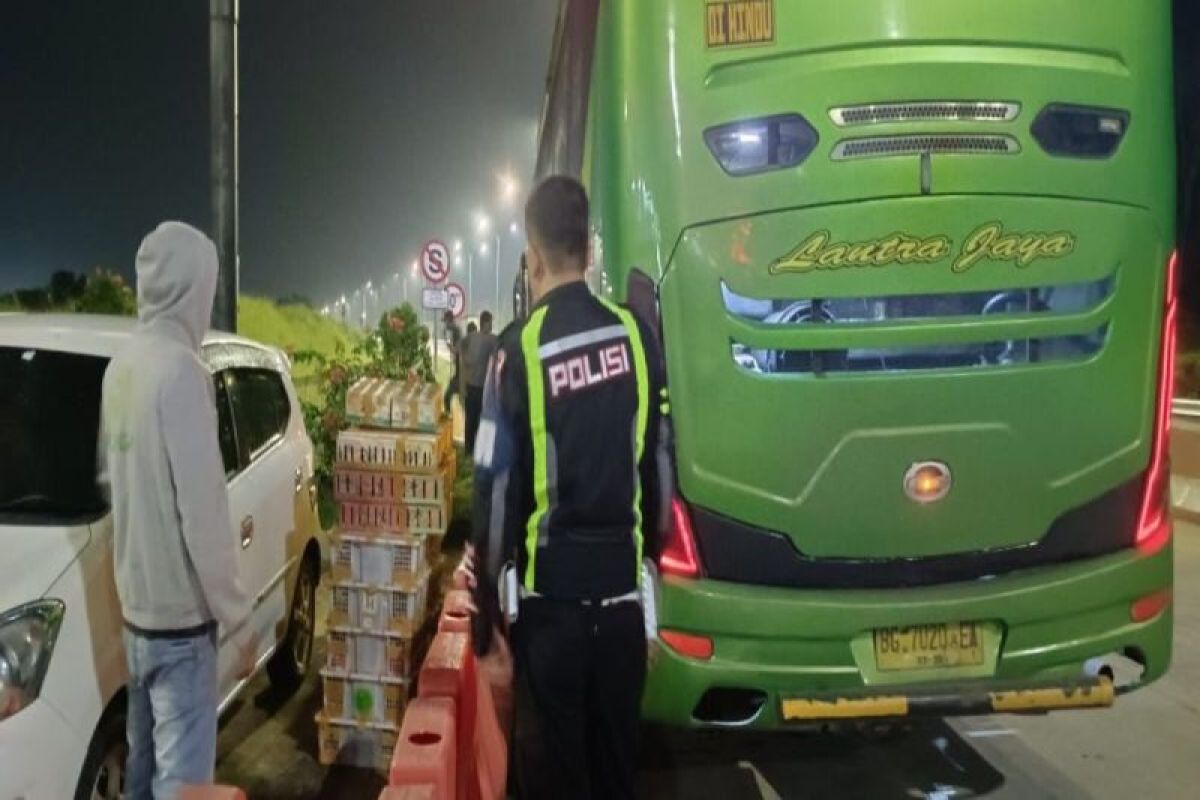 Polisi gagalkan penyelundupan burung dilindungi di Lampung Selatan