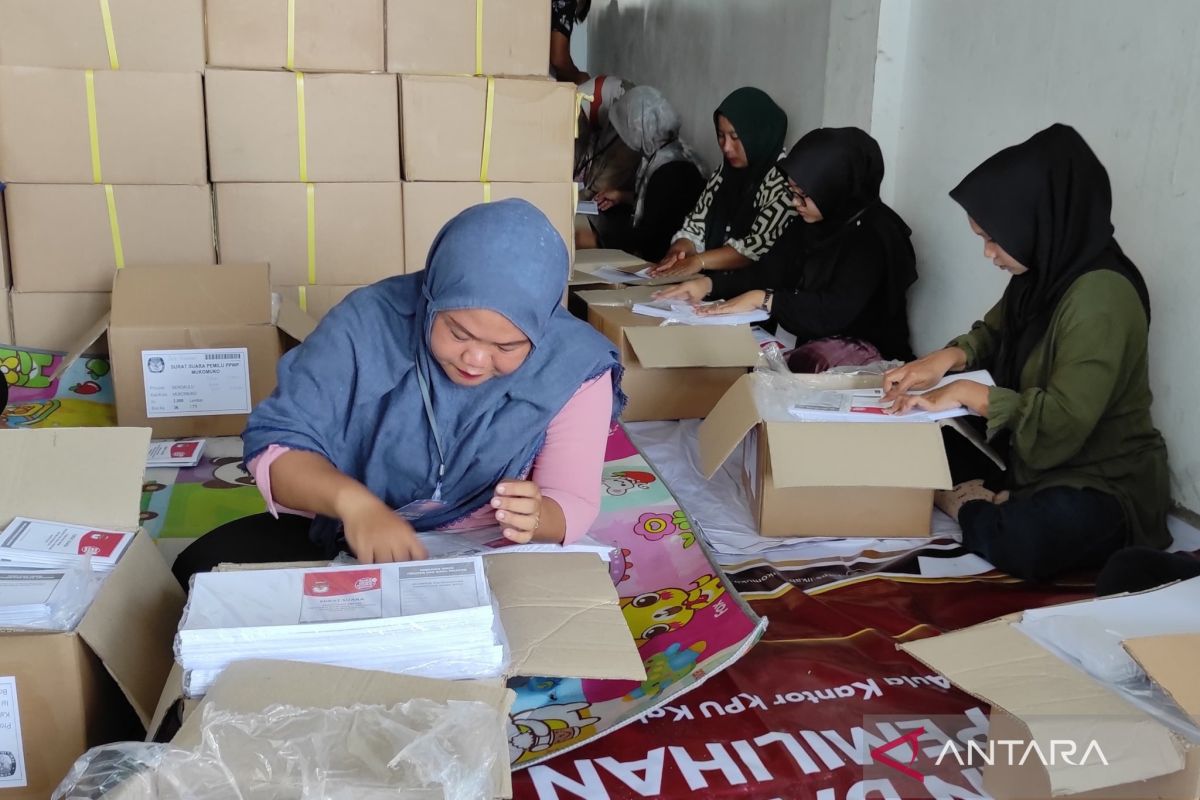 KPU Mukomuko-Bengkulu majukan jadwal pelipatan surat suara