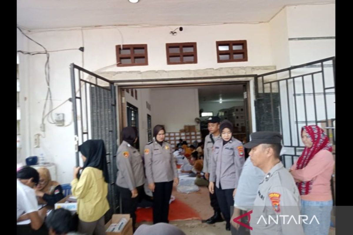 Polres Bangka Selatan kawal proses penyortiran surat suara pemilu