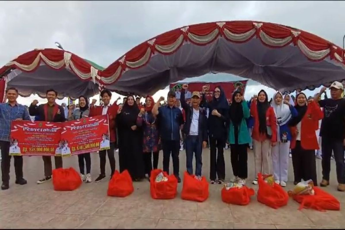 Gubernur salurkan bansos dan luncurkan beasiswa Kalteng Berkah di Kotim